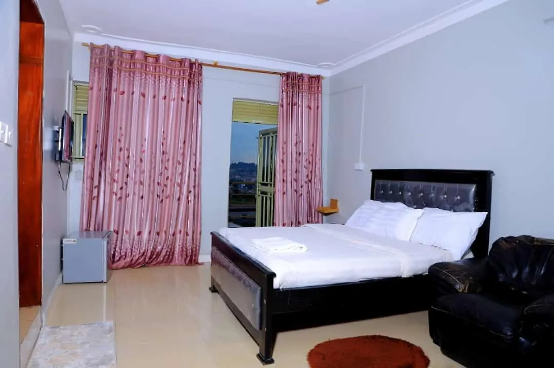 Buddiez Platinum Hotel 캄팔라